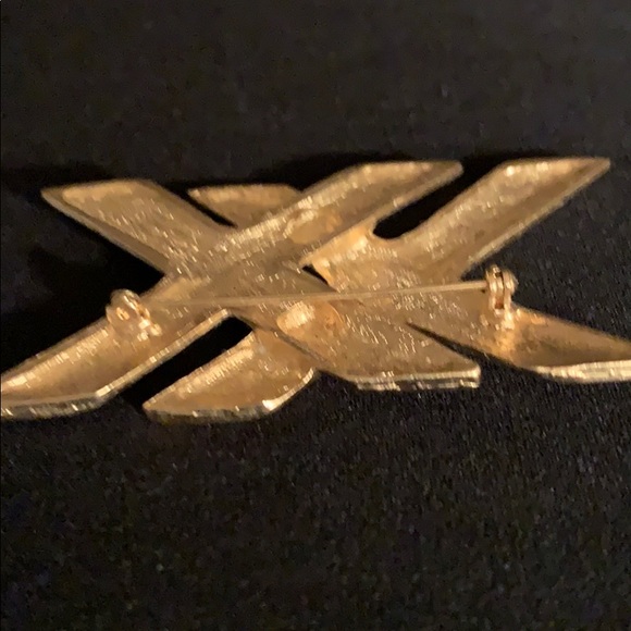 Vintage 80s Pin - Picture 3 of 3